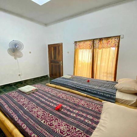 Duyung Rooms & Resto Gerupuk Bumbang Dış mekan fotoğraf