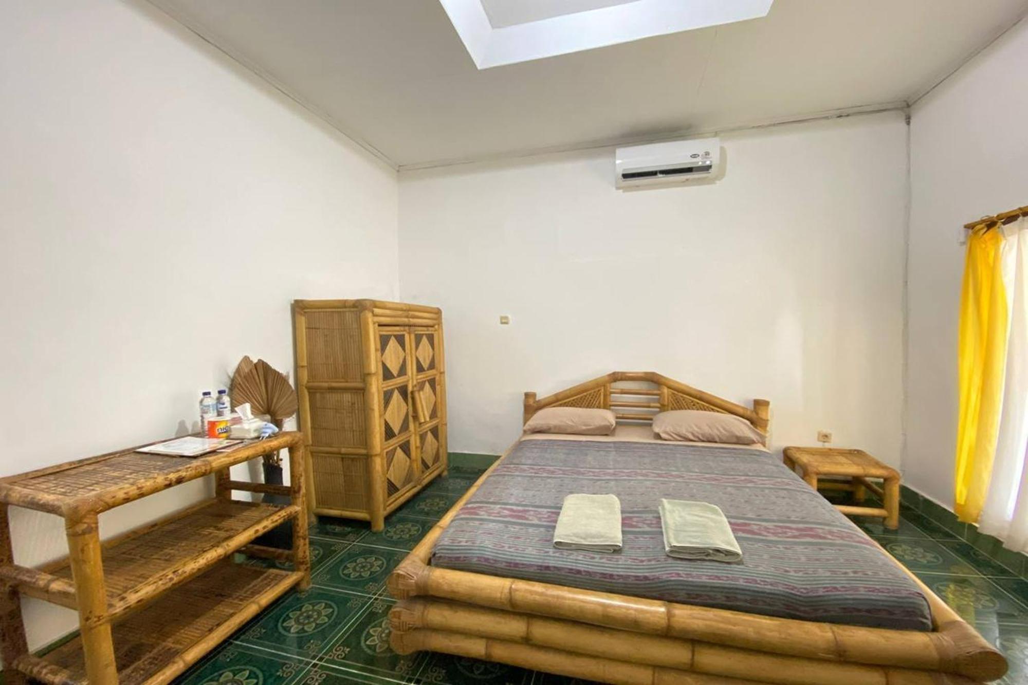 Duyung Rooms & Resto Gerupuk Bumbang Dış mekan fotoğraf