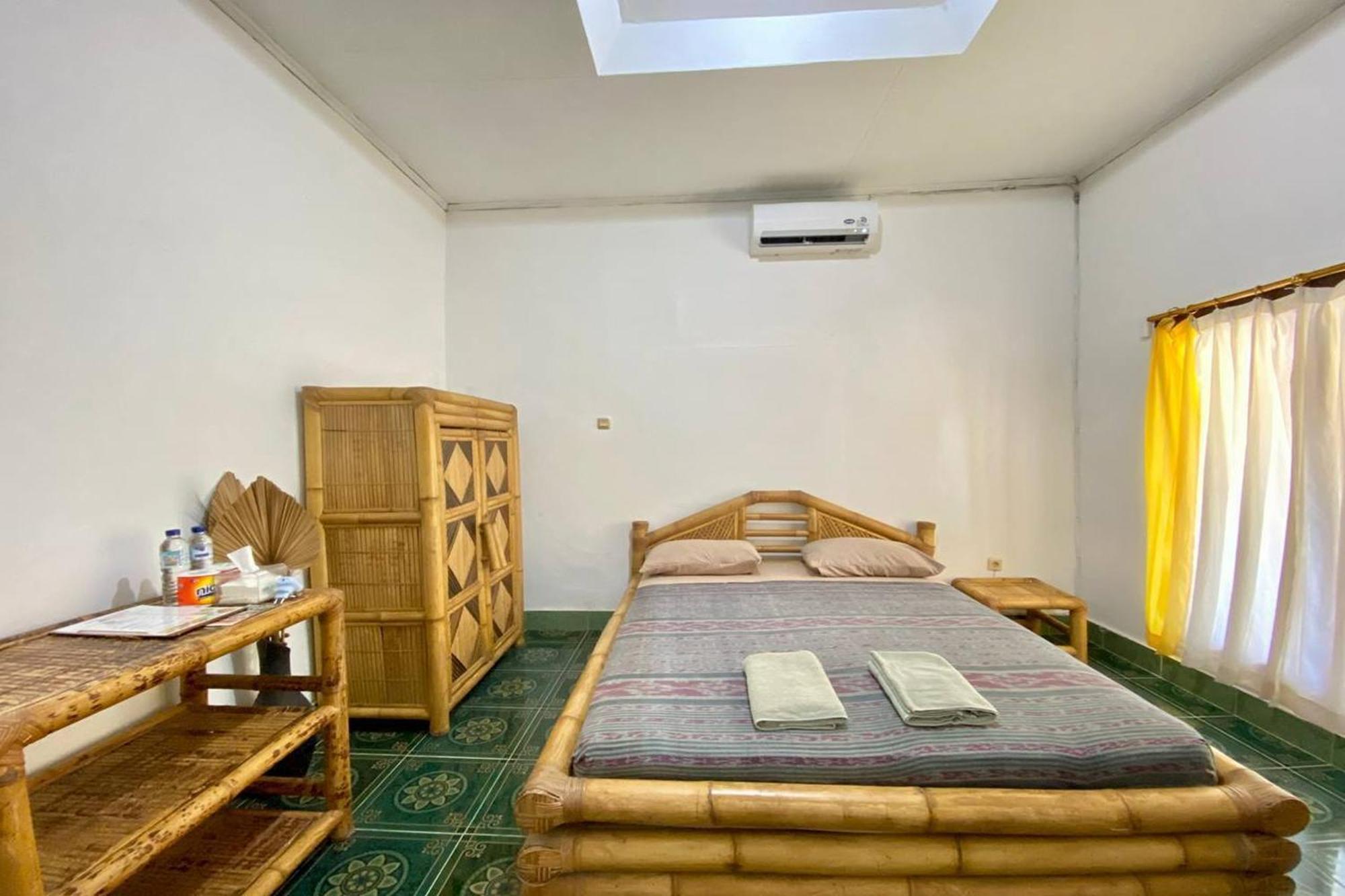 Duyung Rooms & Resto Gerupuk Bumbang Dış mekan fotoğraf