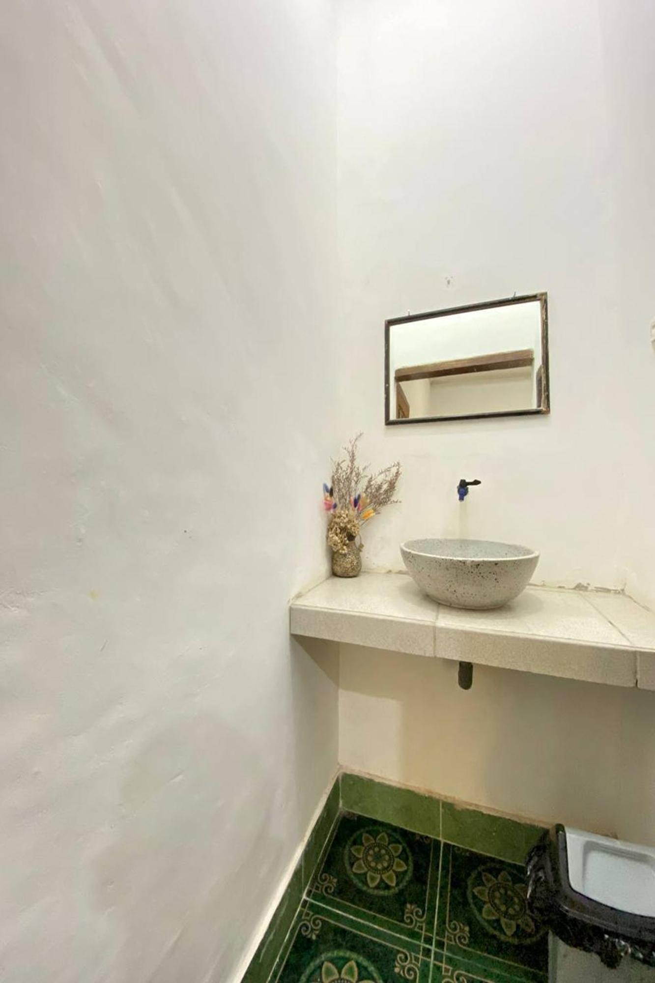 Duyung Rooms & Resto Gerupuk Bumbang Dış mekan fotoğraf