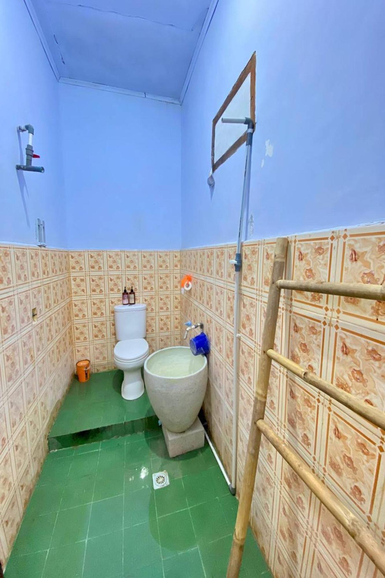 Duyung Rooms & Resto Gerupuk Bumbang Dış mekan fotoğraf