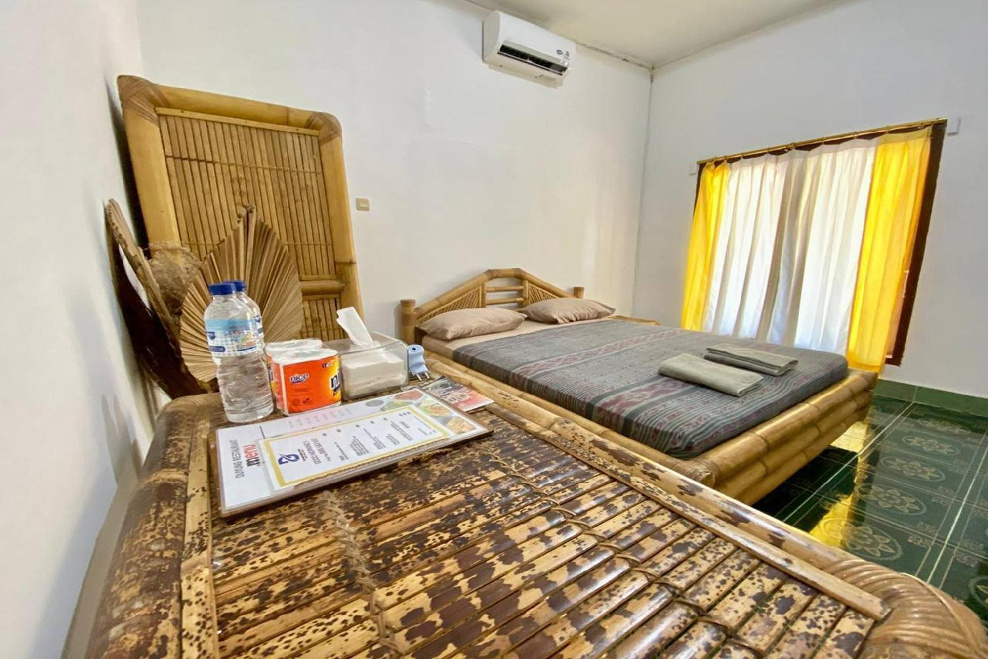 Duyung Rooms & Resto Gerupuk Bumbang Dış mekan fotoğraf