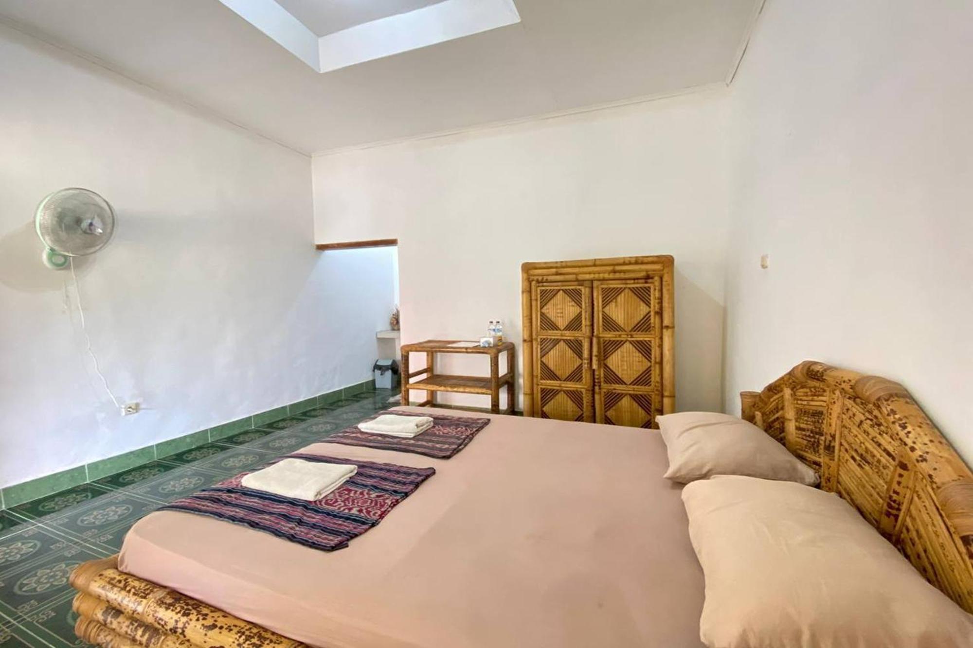 Duyung Rooms & Resto Gerupuk Bumbang Dış mekan fotoğraf