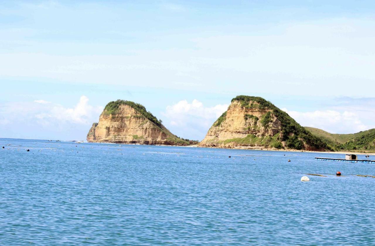 Duyung Rooms & Resto Gerupuk Bumbang Dış mekan fotoğraf