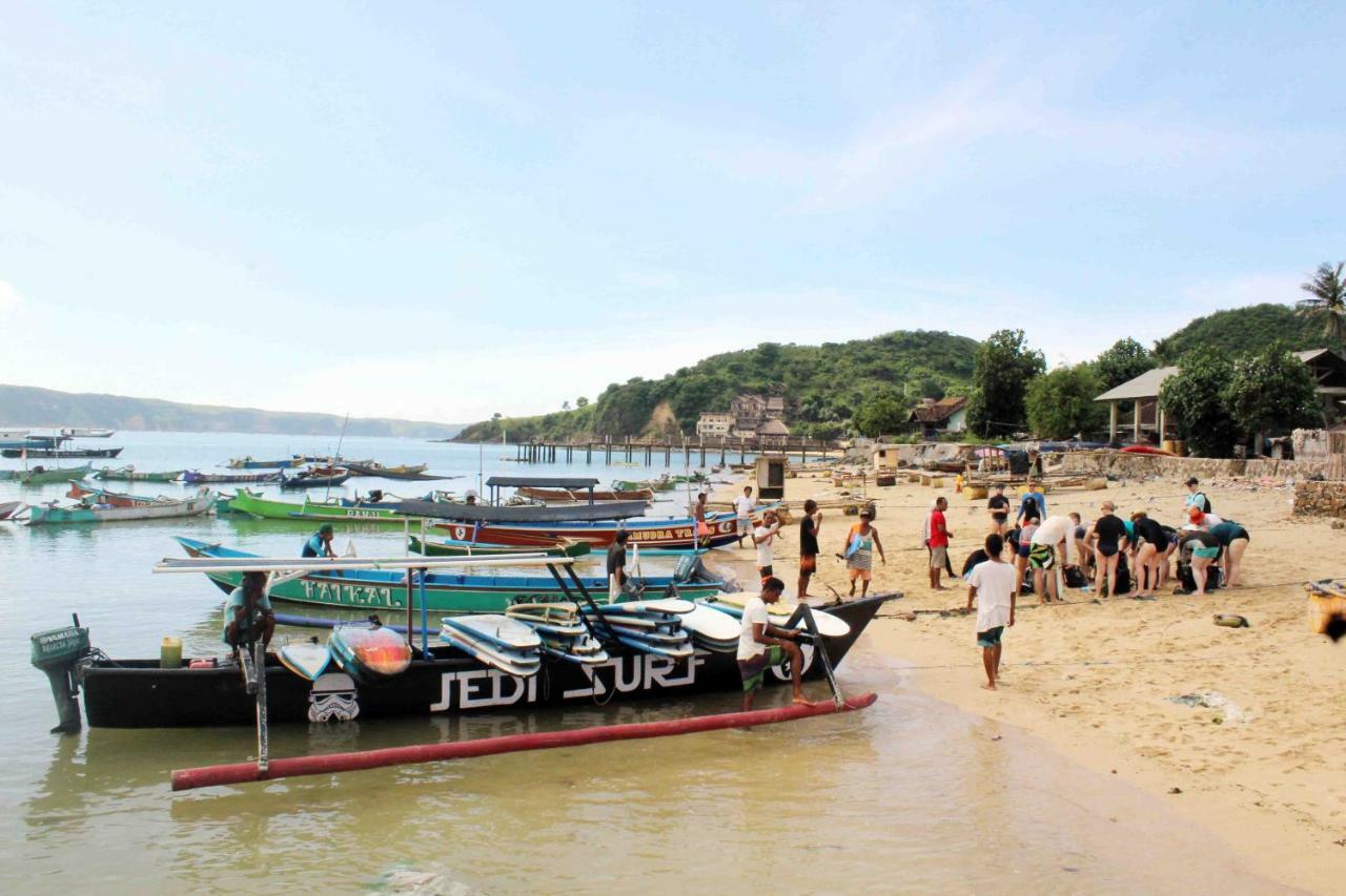 Duyung Rooms & Resto Gerupuk Bumbang Dış mekan fotoğraf