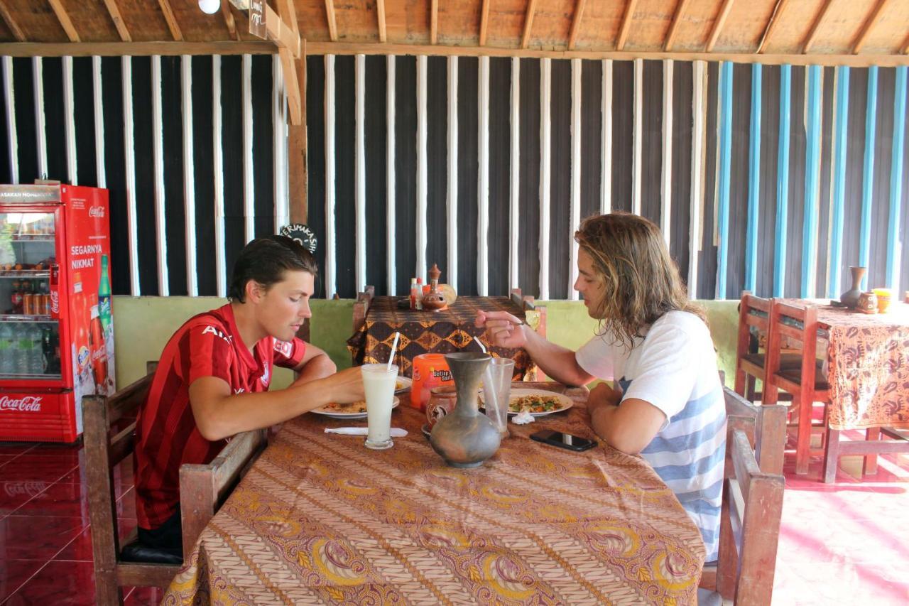 Duyung Rooms & Resto Gerupuk Bumbang Dış mekan fotoğraf