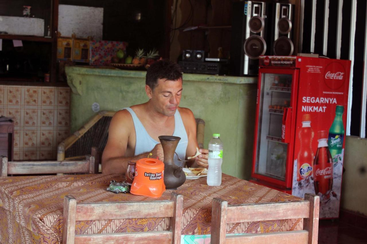 Duyung Rooms & Resto Gerupuk Bumbang Dış mekan fotoğraf